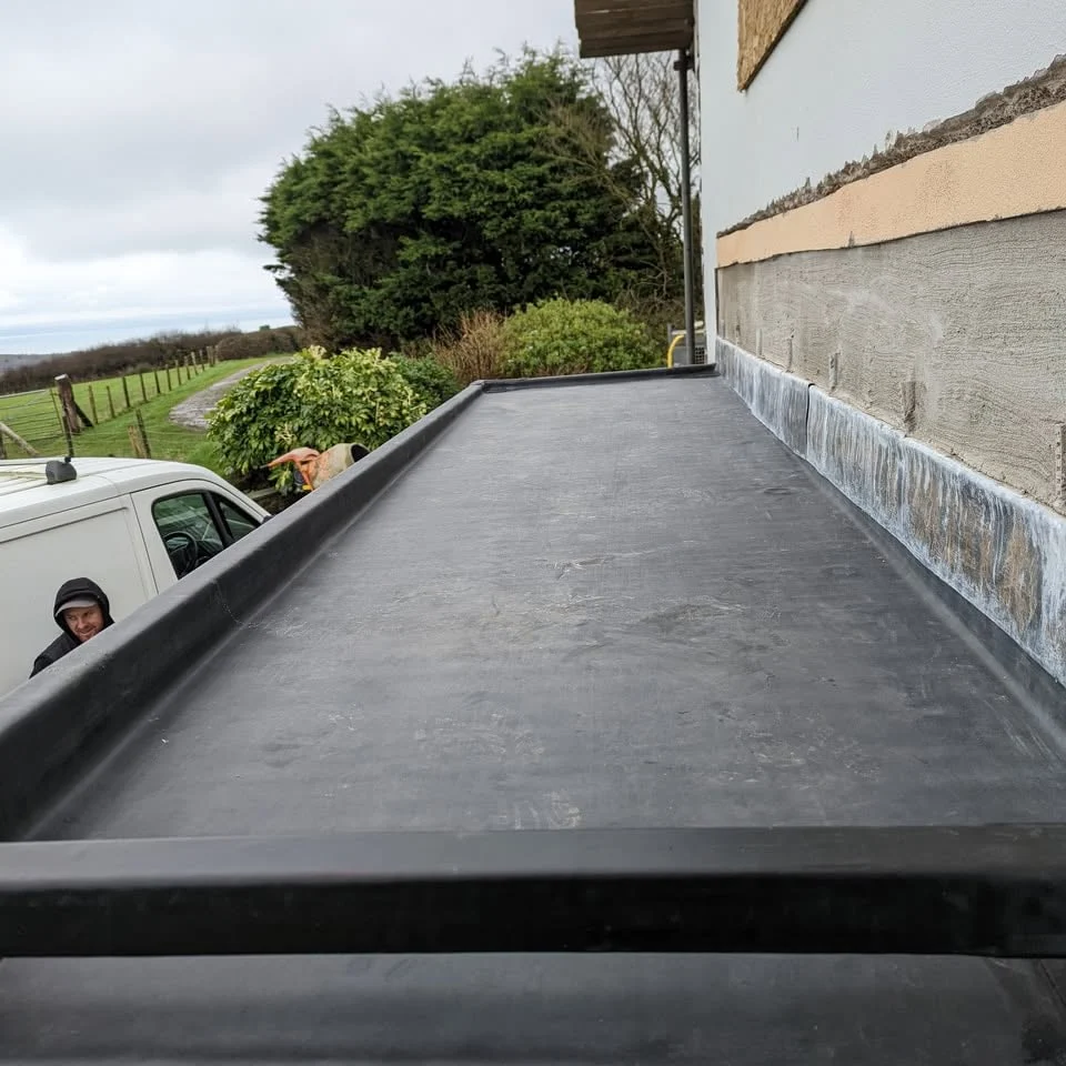 Hartland extension: EPDM flat roof